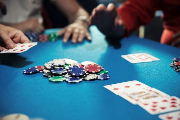 How to Stay Safe on Online Poker Sites